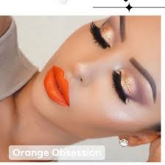 Make up bundle!! - Picture 7 of 7